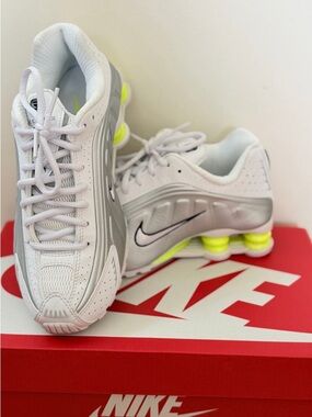 Nike  R4 White & Neon Yellow Shox Running Sneakers
